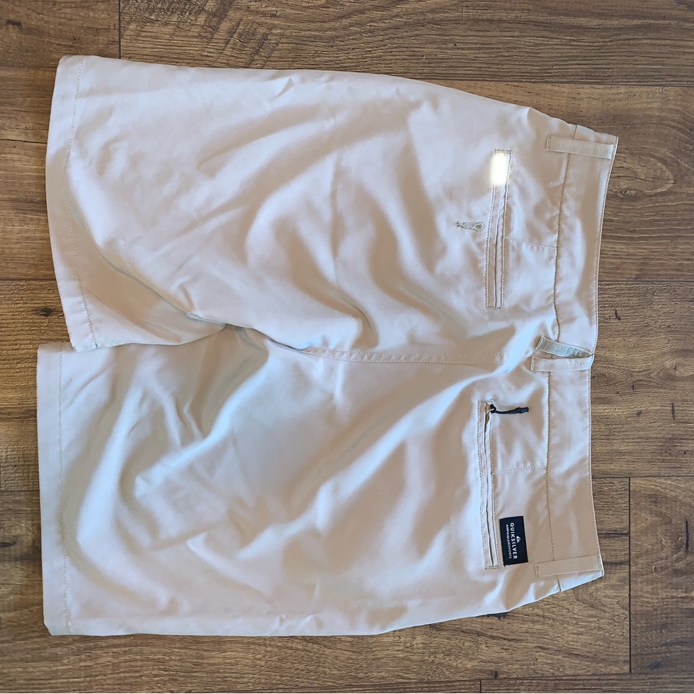 Quicksilver Shorts - image 3
